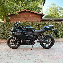 Yamaha YZF R3 2025 - NUOVA