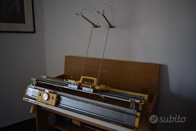 Macchina per maglieria Empisal Knitmaster 326