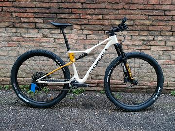ORBEA OIZ M21 2025 SRAM GX OQUO DT SWISS TG.M MTB