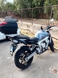 Yamaha FZ6 pezzi ricambio / riparazione 