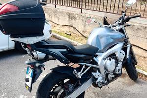 Yamaha FZ6 pezzi ricambio / riparazione 
