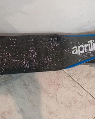 monopattino Aprilia 