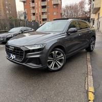AUDI Q8 50 TDI 286 CV quattro S-LINE PLUS CERCHI