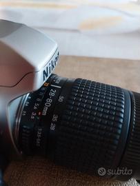 NIKON F 80 (PARI AL NUOVO
