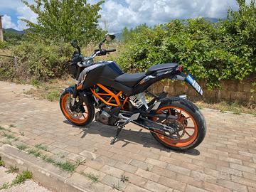 ktm Duke 390 (2016)