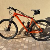 Mountain bike monocorona Cube