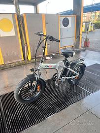 E-Bike RKS XS35 Pieghevole  Come NUOVA Solo 400 km