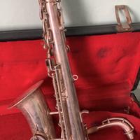 Sax contralto anni 50/60 tenuto Pari a Nuovo