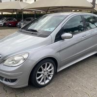 MERCEDES-BENZ B 180 CDI Sport