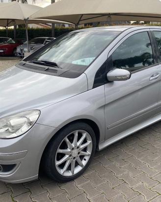 MERCEDES-BENZ B 180 CDI Sport