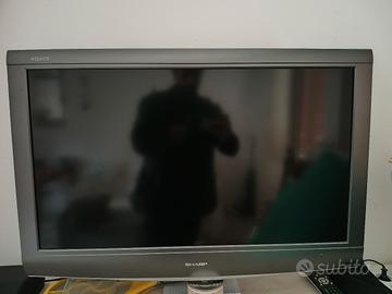 Televisione Aquos 32 pollici