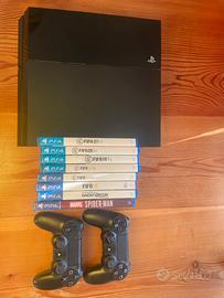 PlayStation 4 + 2 Controller + 8 Giochi