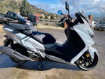 Sym Joymax 300 & Joyride 300 - 2026 Intera Gamma