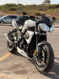 Triumph Street Triple 675 2012