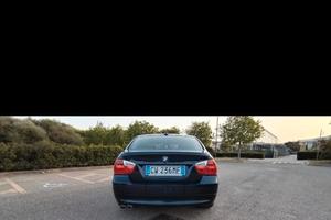 BMW e90 320i
