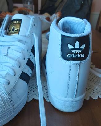 scarpe adidas indossate pochissimo 
