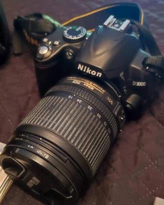 NIKON D3000