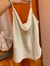 Canottiera con spalline regolabili