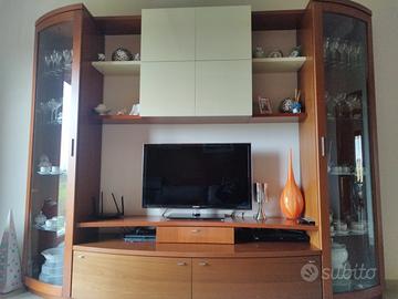 blocco parete e servizi da corredo IMCO