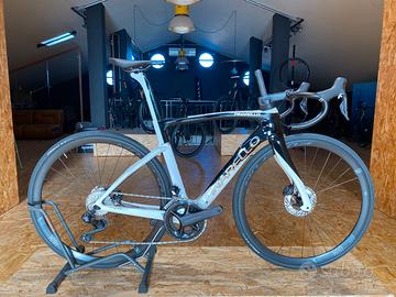 PINARELLO F7, ULTEGRA DI2, FULCRUM 800 - NUOVA