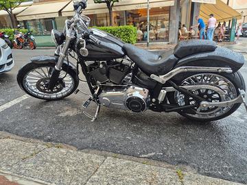 Harley-Davidson Softail Breakout - 2015