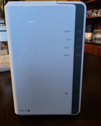 Synology DS216j + 2 HDD WD Red 2TB