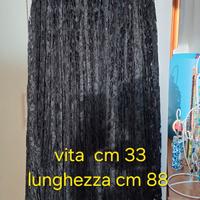 Gonna lunga in pizzo nero