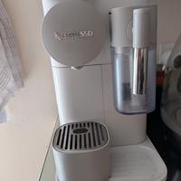 Macchina caffè Nespresso De Longhi Lattissima