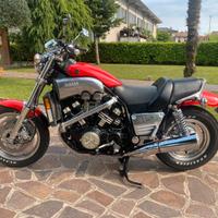 Yamaha vmax 1200