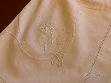 lenzuola in cotone con ricami