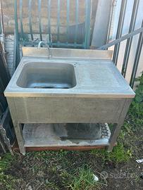 Lavello industriale, più vasche per pescivendoli