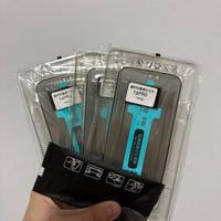 Pellicola Vetro Privacy iPhone 16 Pro Applicatore