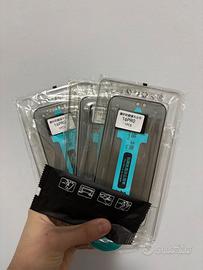 Pellicola Vetro Privacy iPhone 16 Pro Applicatore