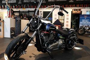 Harley Davidson Softail Breakout UNICA AL MONDO