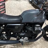 Moto guzzi v7iii stone