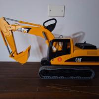 escavatore bruder cat