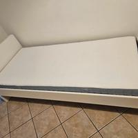 4 letti  singoli praticamente nuovi