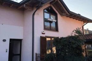 Immobile in asta di 87 m² con 3 locali e box auto 