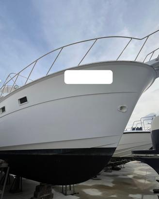 Hatteras 43 (1983)