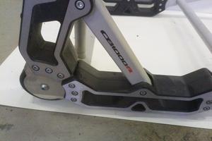 Honda CB1000R Cavalletto alzamoto posteriore rosso