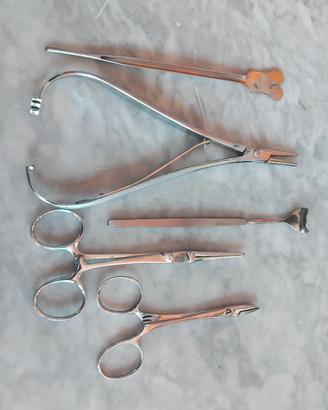 ferri chirurgici vintage 