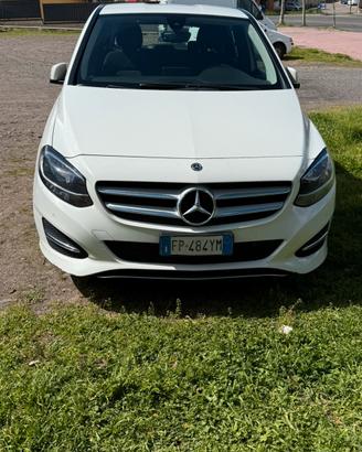 Mercedes Classe B 180 anno  2018