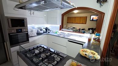 Cucina pari nuova