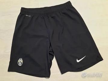 JUVENTUS KIT NERO ANNI 2000