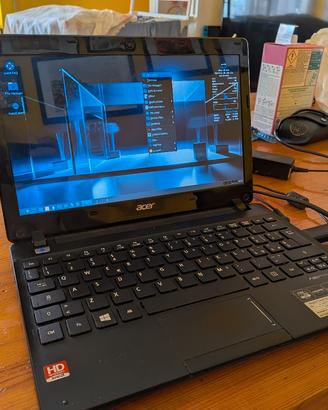 Lotto 2 netbook: Acer Aspire One 725 ed ASUS EeePC