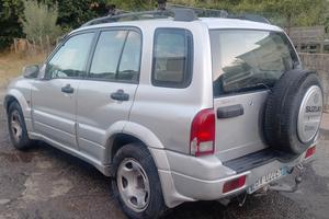 fuoristrada Suzuki Gran Vitara 