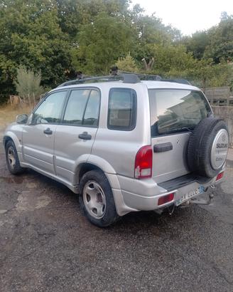 fuoristrada Suzuki Gran Vitara 