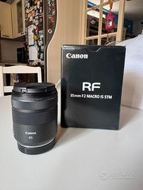 Canon RF 85mm f2 Macro IS STM