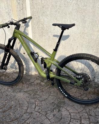 Bicicletta Cube stereo one 55 c52 tm 29 oliva