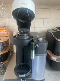 Macchina caffè De Longhi Nespresso Vertuo Lattissi